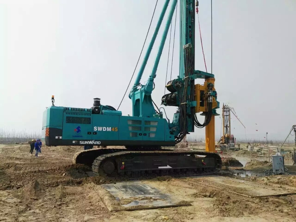 113.98米！山河智能大型旋挖鉆機(jī)三門峽大橋精彩處子秀