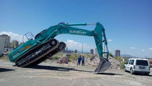 山河智能SWE470B大型礦用挖掘機(jī)“掘”戰(zhàn)土耳其