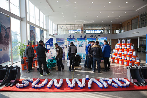 逆市可為！山河智能挖掘機(jī)首場(chǎng)展銷(xiāo)會(huì)完美收官