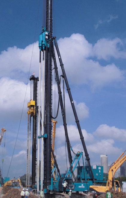 中國好機(jī)器！山河智能雙軸鉆機(jī)新加坡施工獲贊