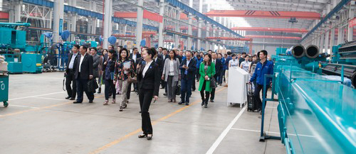 工程裝備盛宴，東盟十國代表在山河智能很享受