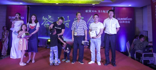 山河智能酷帥曾大蝦，一大波美圖帶你親臨北京BICES展