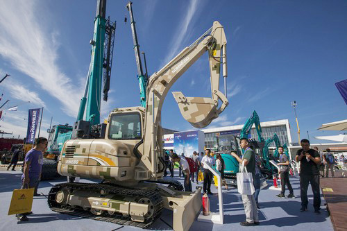 山河智能酷帥曾大蝦，一大波美圖帶你親臨北京BICES展