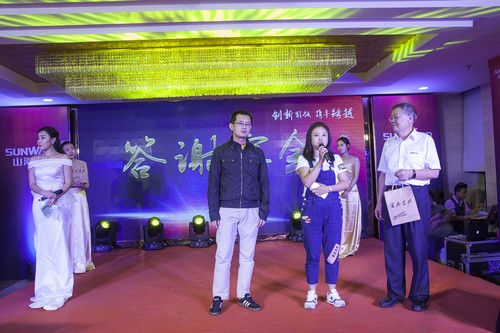 山河智能酷帥曾大蝦，一大波美圖帶你親臨北京BICES展