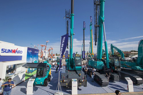 山河智能酷帥曾大蝦，一大波美圖帶你親臨北京BICES展