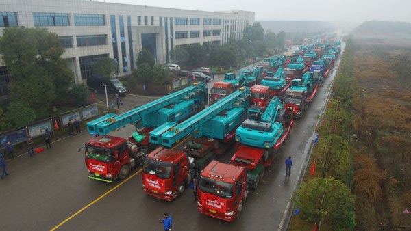 新春開門紅！山河智能1.2億訂單火爆發(fā)車