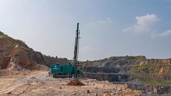 一臺頂三臺 山河智能潛孔鉆機(jī)真好用