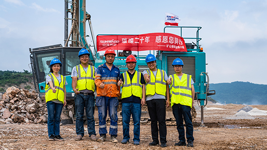 15年3萬小時！山河智能元老級潛孔鉆機“雄風(fēng)”依舊