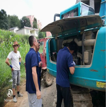 感恩相伴 關(guān)愛相隨——山河智能服務(wù)萬里行走進豫魯黔