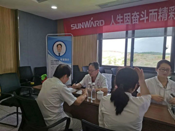 關(guān)愛(ài)科技工作者健康——健康科普進(jìn)企業(yè)走進(jìn)山河智能