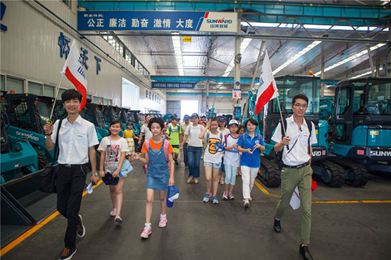 這個夏天，親子玩轉(zhuǎn)山河智能“三棲”裝備