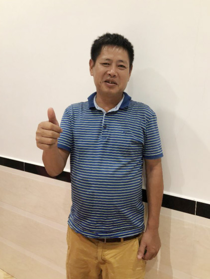 山河智能SWE 215E挖掘機(jī)是他的左膀右臂！