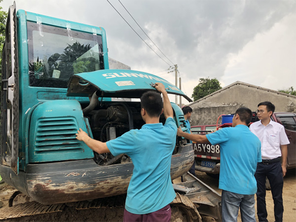 山河智能挖掘機(jī)，一臺(tái)頂幾臺(tái)！