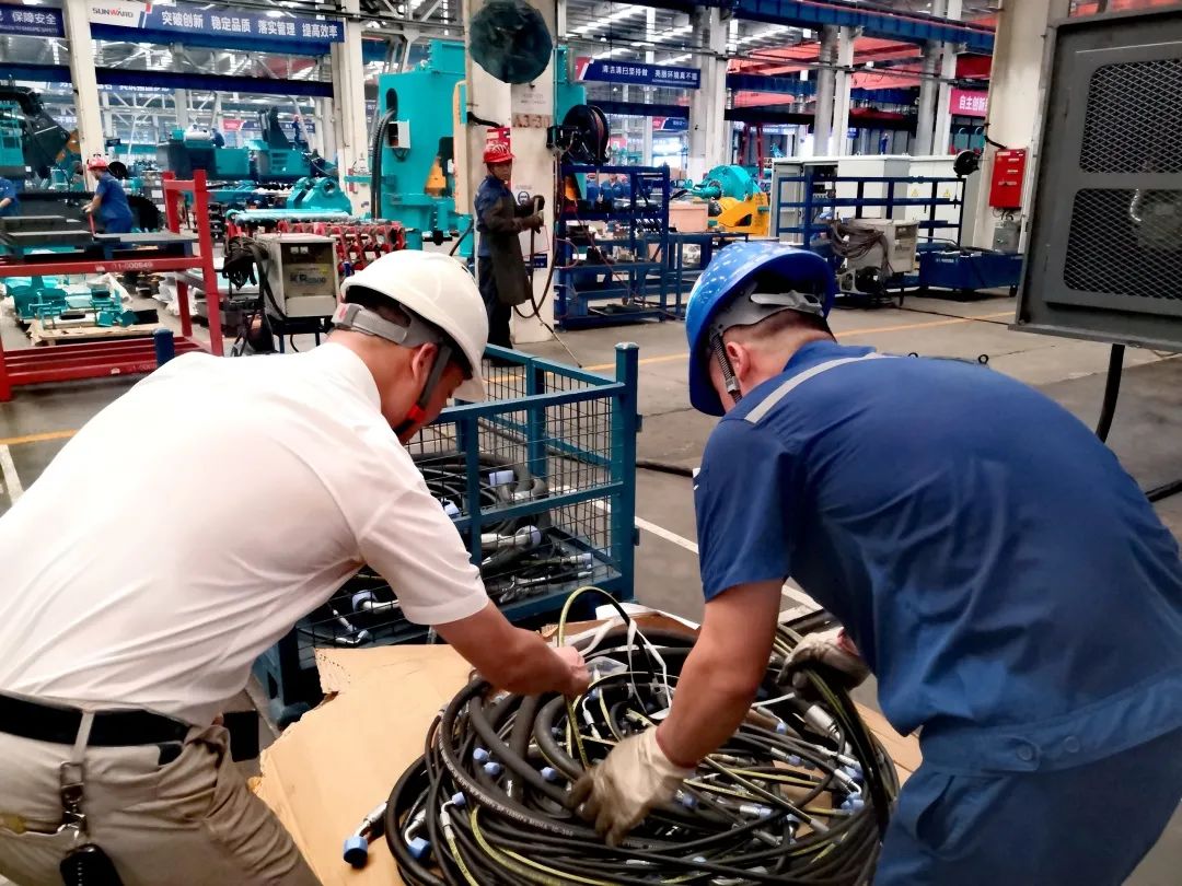 圖集 | 戰(zhàn)高溫！致敬堅守一線的他們