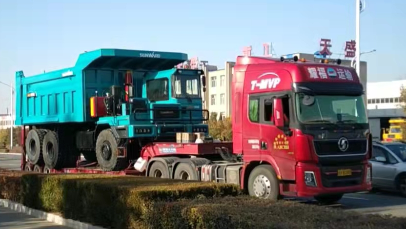 高配置、智能化……山河智能高端定制AT版105噸級(jí)寬體礦卡成功下線