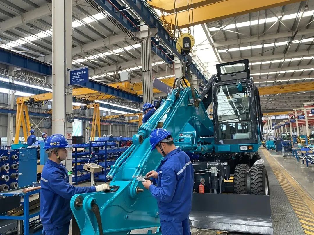 《湖南教育》：探索18年，山河智能找到校企合作共贏的答案