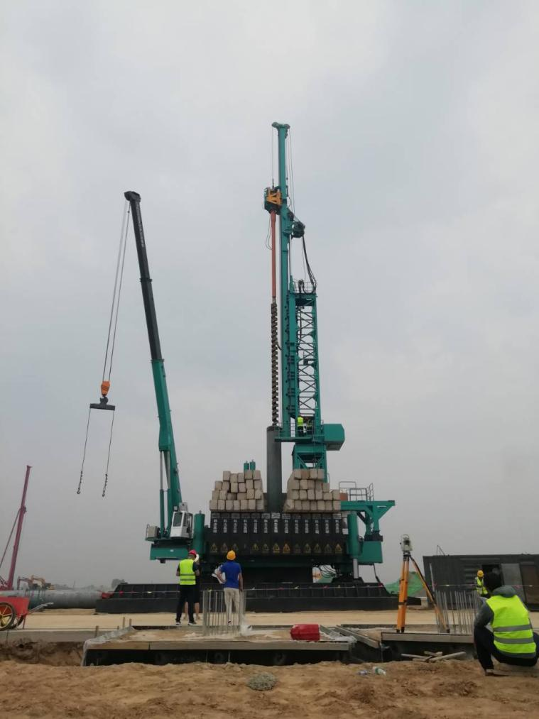 創(chuàng)下紀(jì)錄！山河智能引孔式靜力壓樁機首次應(yīng)用于高鐵項目