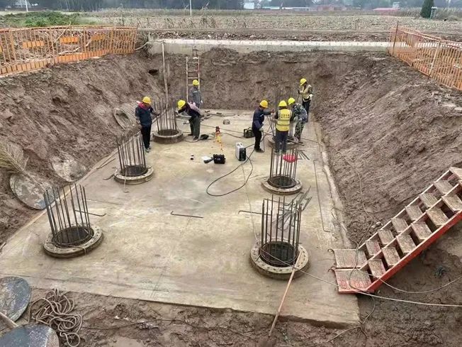 創(chuàng)下紀(jì)錄！山河智能引孔式靜力壓樁機首次應(yīng)用于高鐵項目