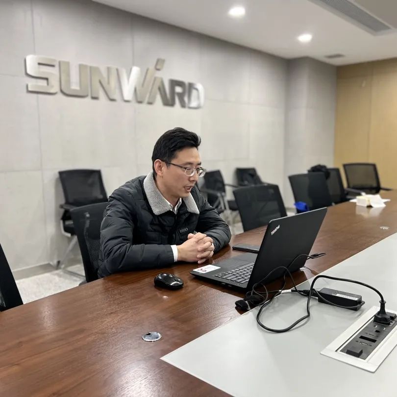 一金一銅二優(yōu)秀！山河智能斬獲“華辰杯”多個(gè)大獎(jiǎng)