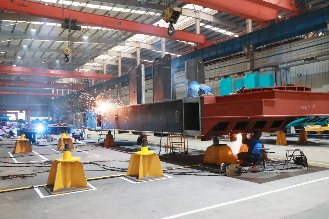 向著沖刺目標(biāo)全力以赴！山河智能正式開工