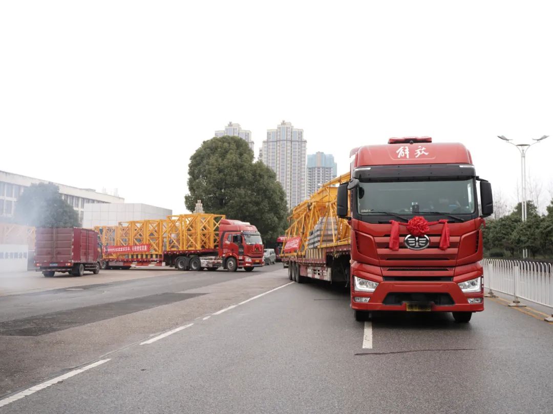 “虎”力全開！山河江麓開門紅發(fā)貨儀式隆重舉行