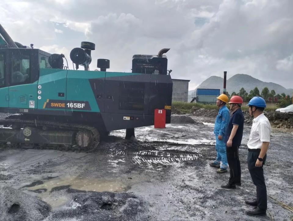 跨越山河萬里 智啟服務新程——山河礦巖“服務萬里行”活動走進海螺水泥